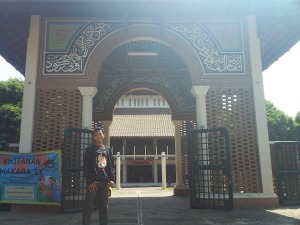 Ridho & Masjid kampus UI